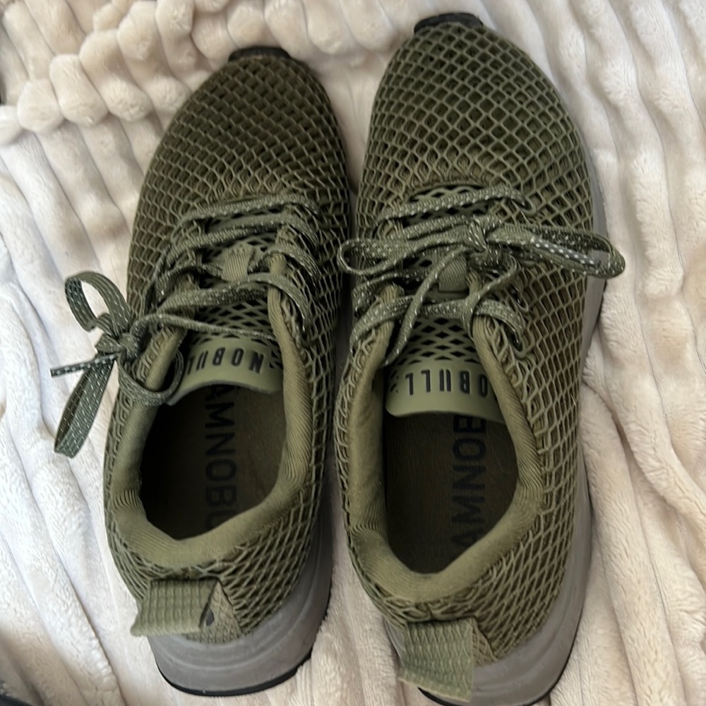 Nobull sneakers